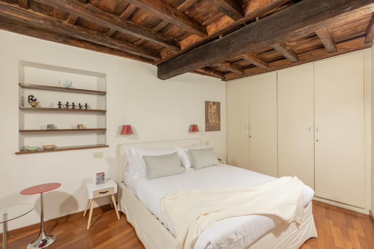 Iflat Comfy Apartament In Campo De' Fiori Rzym Zewnętrze zdjęcie