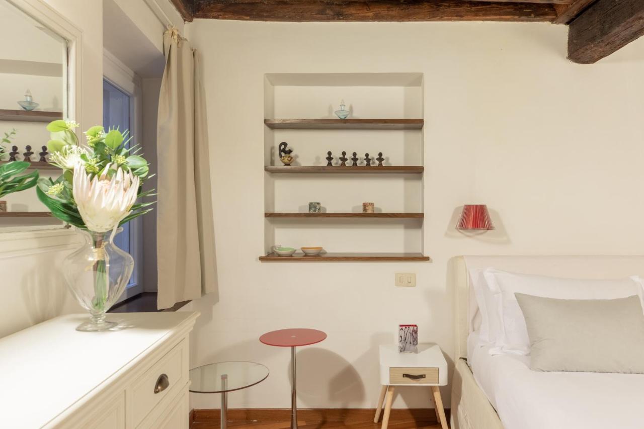 Iflat Comfy Apartament In Campo De' Fiori Rzym Zewnętrze zdjęcie