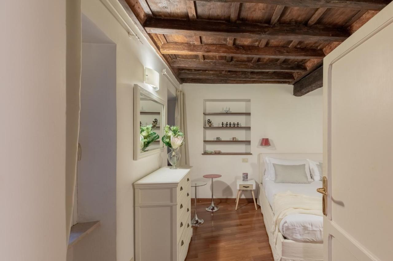 Iflat Comfy Apartament In Campo De' Fiori Rzym Zewnętrze zdjęcie